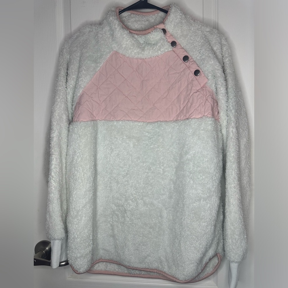 Large long sleeve, fluffy, white and pink, pull-over sweater with pockets
